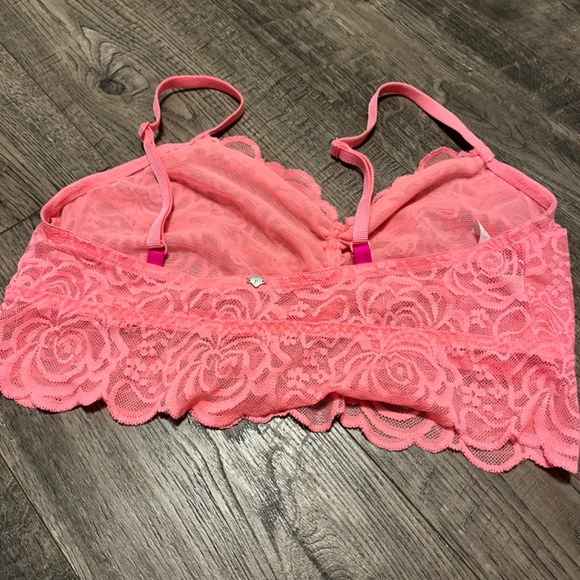 PINK bralette size large - Picture 4 of 7